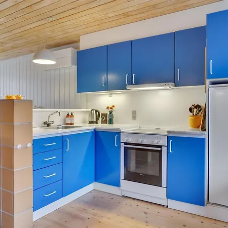 Ferbine - 400m From The Sea By Interhome Bøtø By